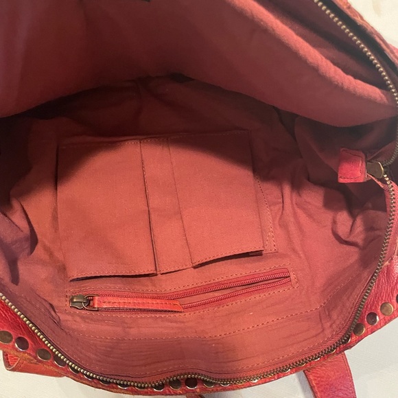 Lombard Computer/Shoulder Bag - Picture 6 of 7